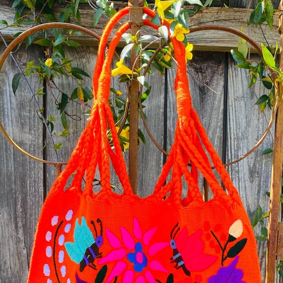 HANDMADE EMBROIDERED BAG - Picture 2 of 4